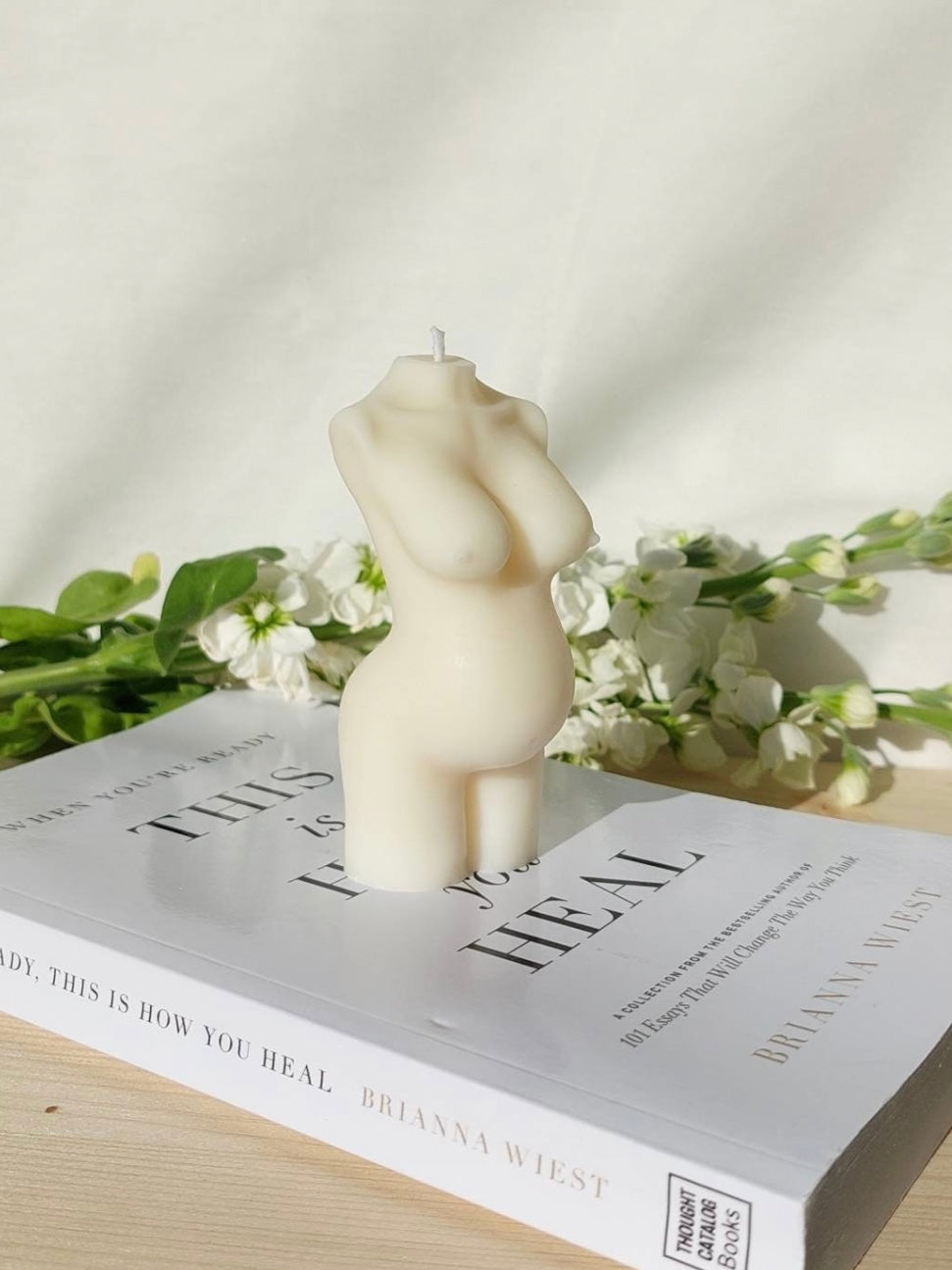 Schwangere Frauenkerze