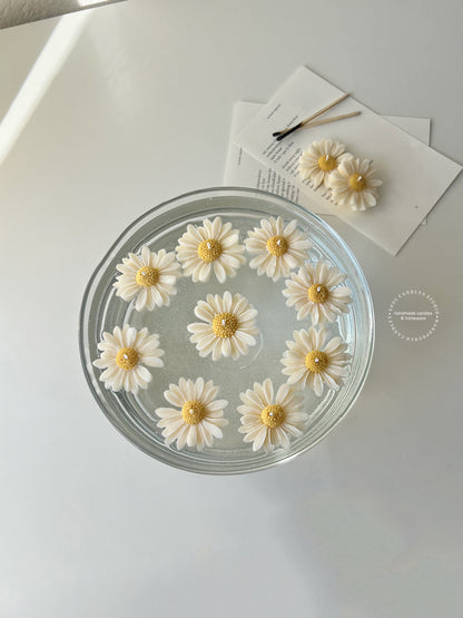 Floating Daisy Kerzen