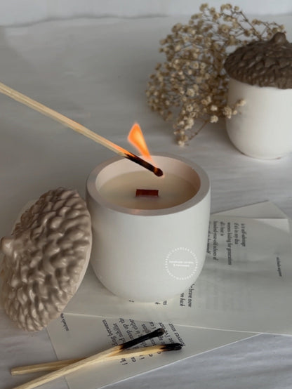 Acorn Ceramic Kerze