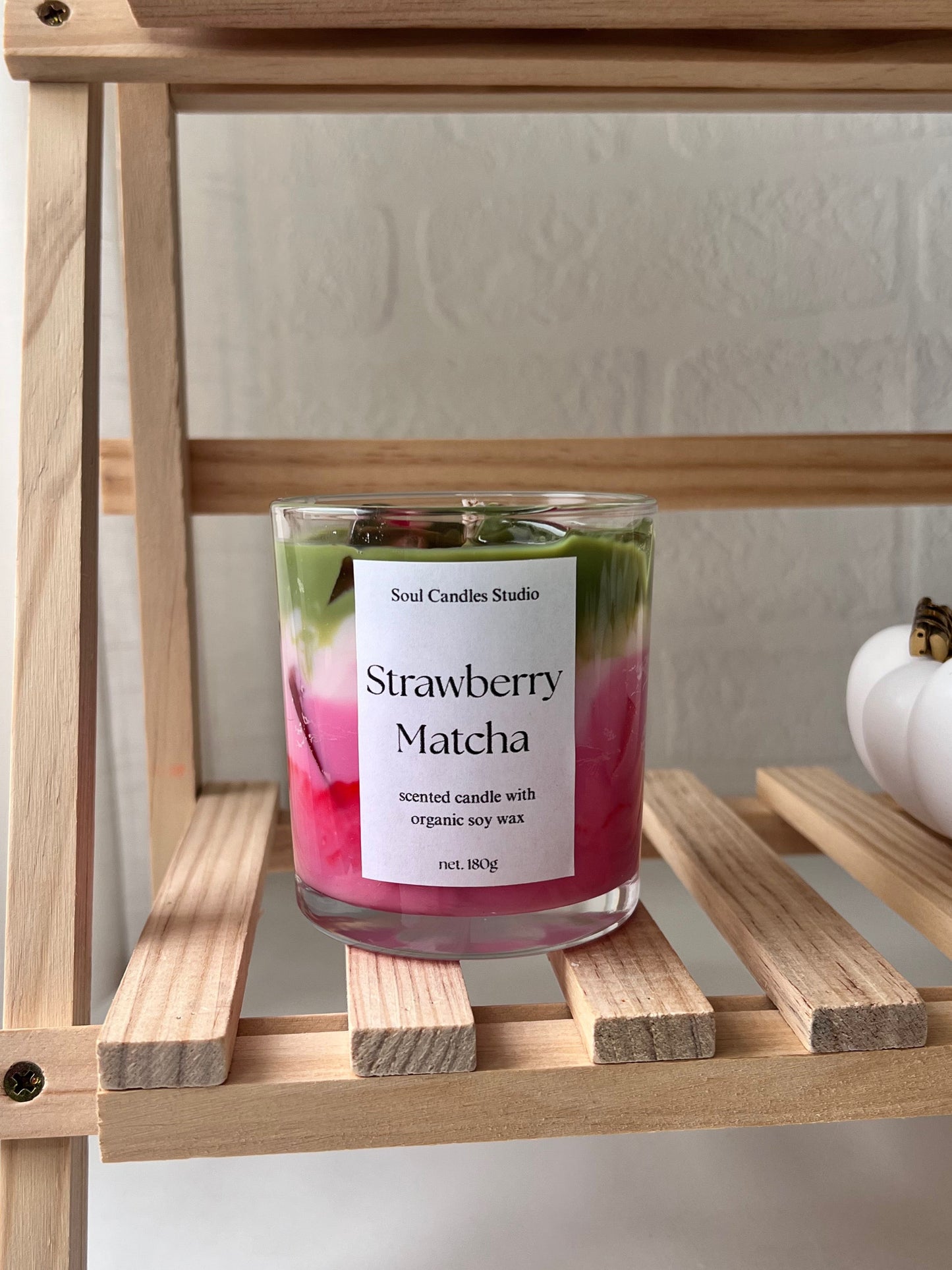 Strawberry Matcha Kerze