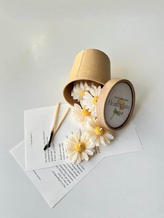 Floating Daisy Kerzen