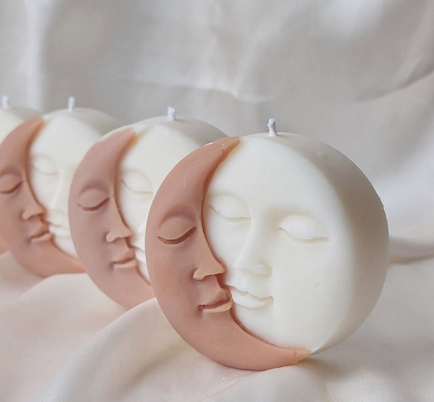 Sonne und Mond Kerze